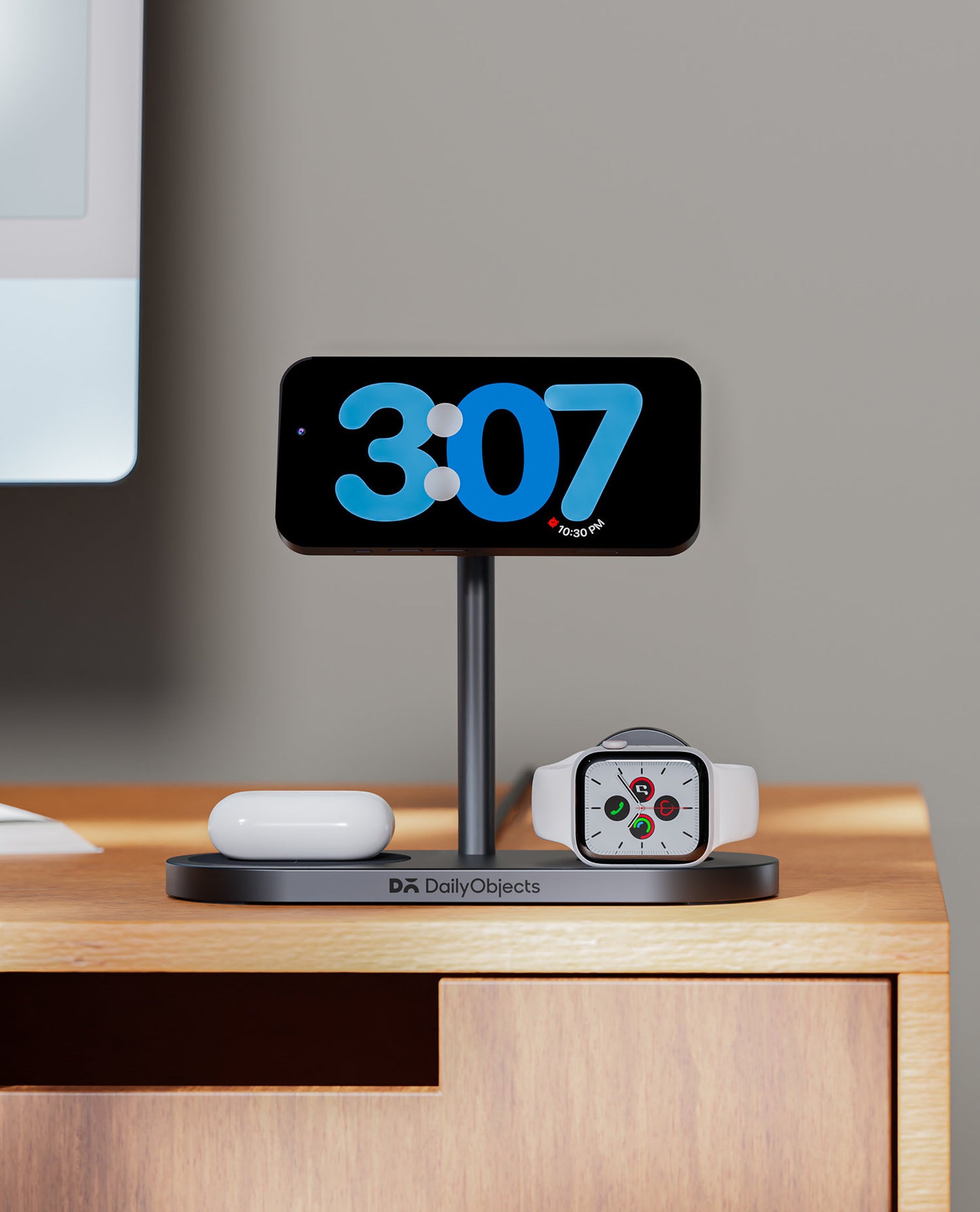 Daily Objects Surge Max 3-In-1 Magnetic Wireless Charger (30W)