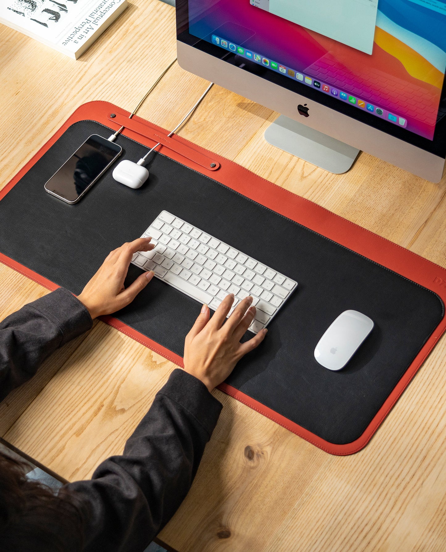 Daily Objects Dart Organiser Desk Mat (R1)