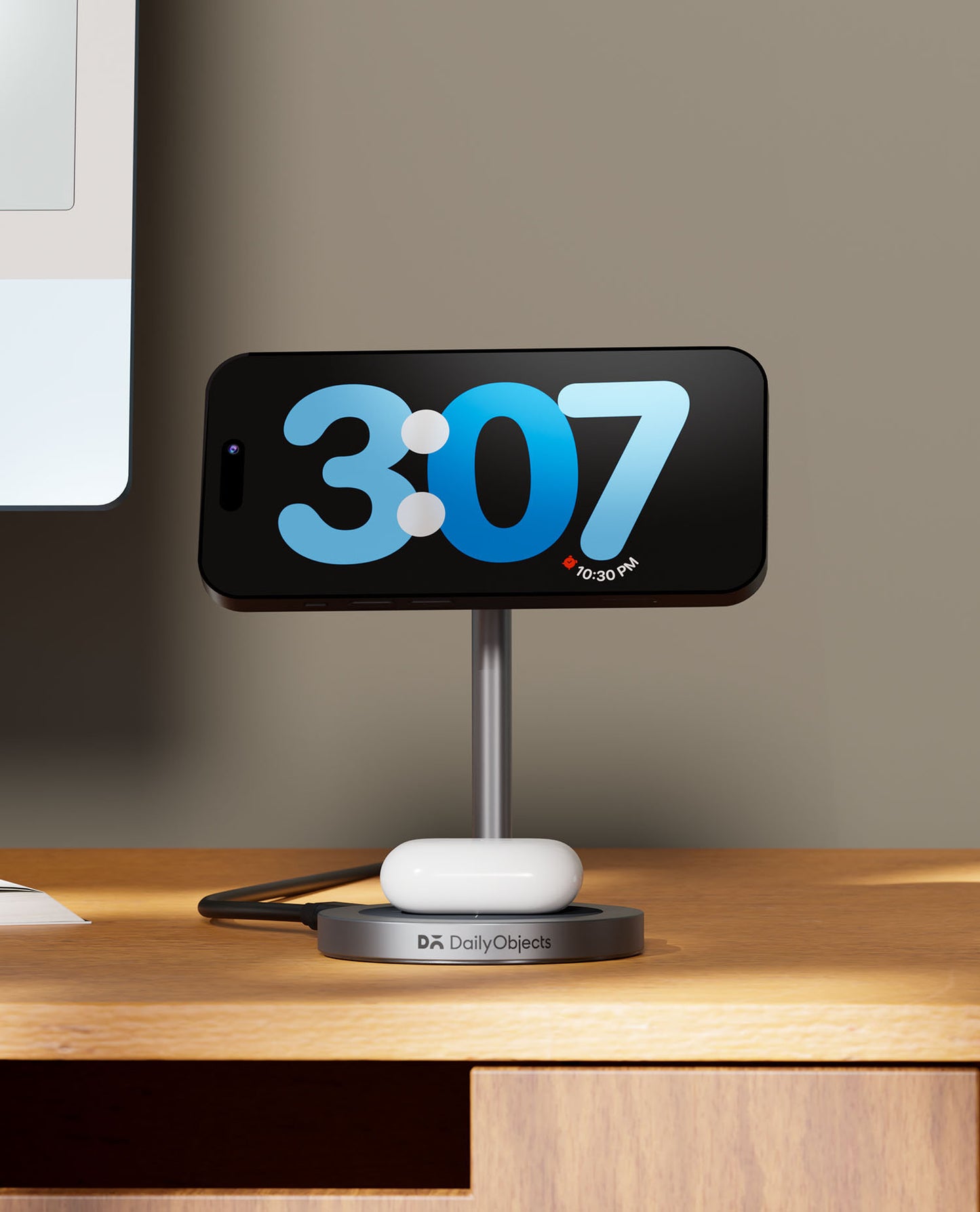 Daily Objects Surge Max 2-In-1 Magnetic Wireless Charger (18W)