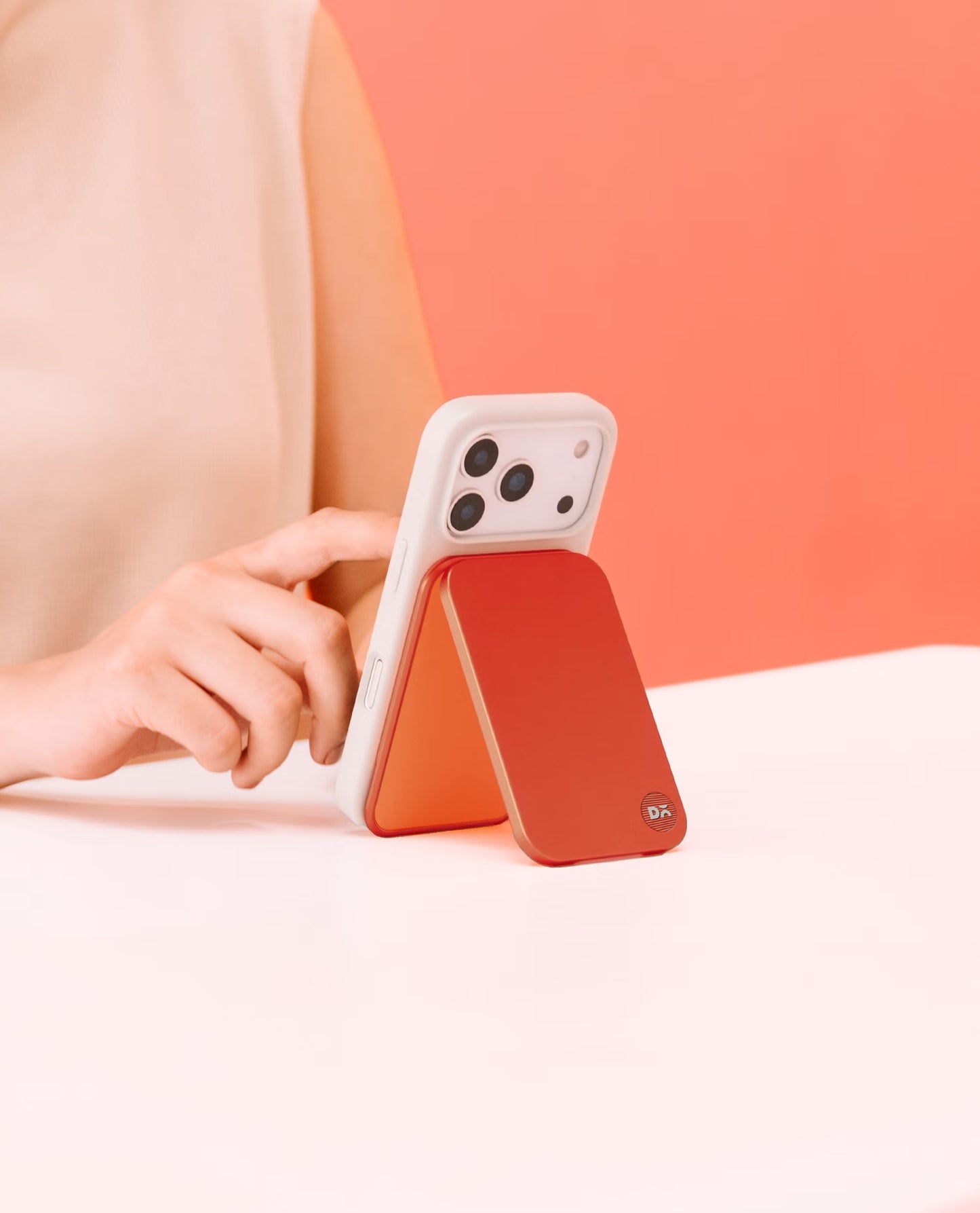 Daily Objects Stack Phone Wallet Stand